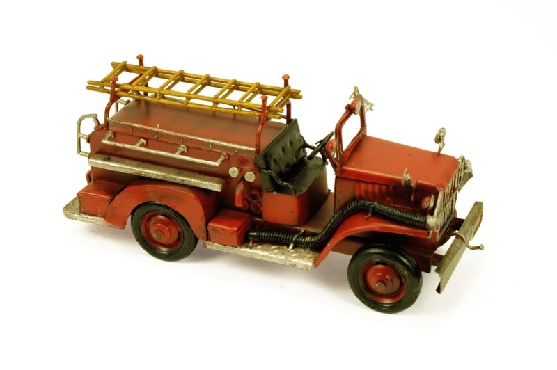 fogo carro em miniatura