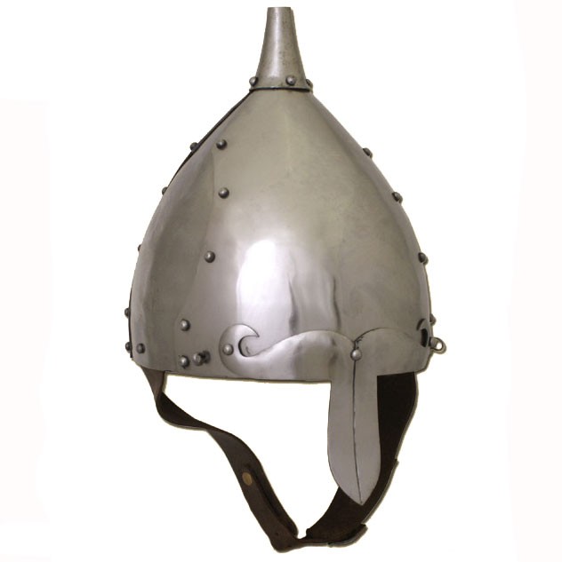 Capacete eslavo pronto para batalha