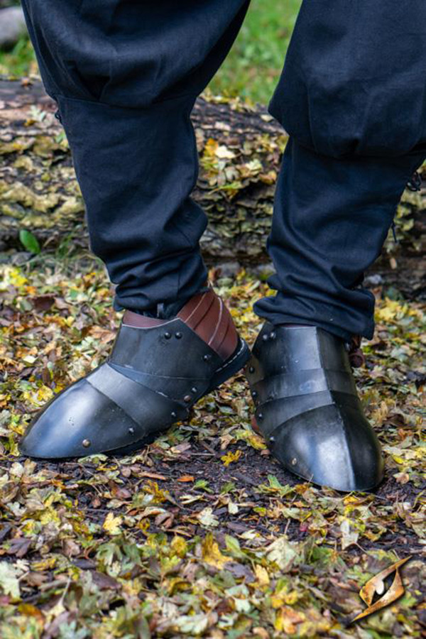 Escarpes Medievais Negros Epic Armoury: Proteção Superior para seus Pés