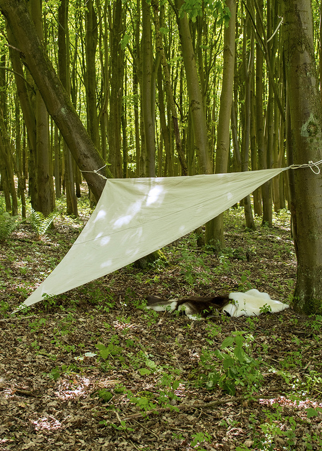 Toldo triangular com corda para campismo medieval, 4m.