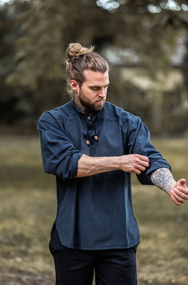 Camisa medieval atacadores modelo Ansbert, cor azul