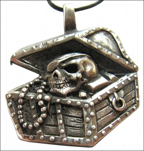 pingente baú do tesouro pirata