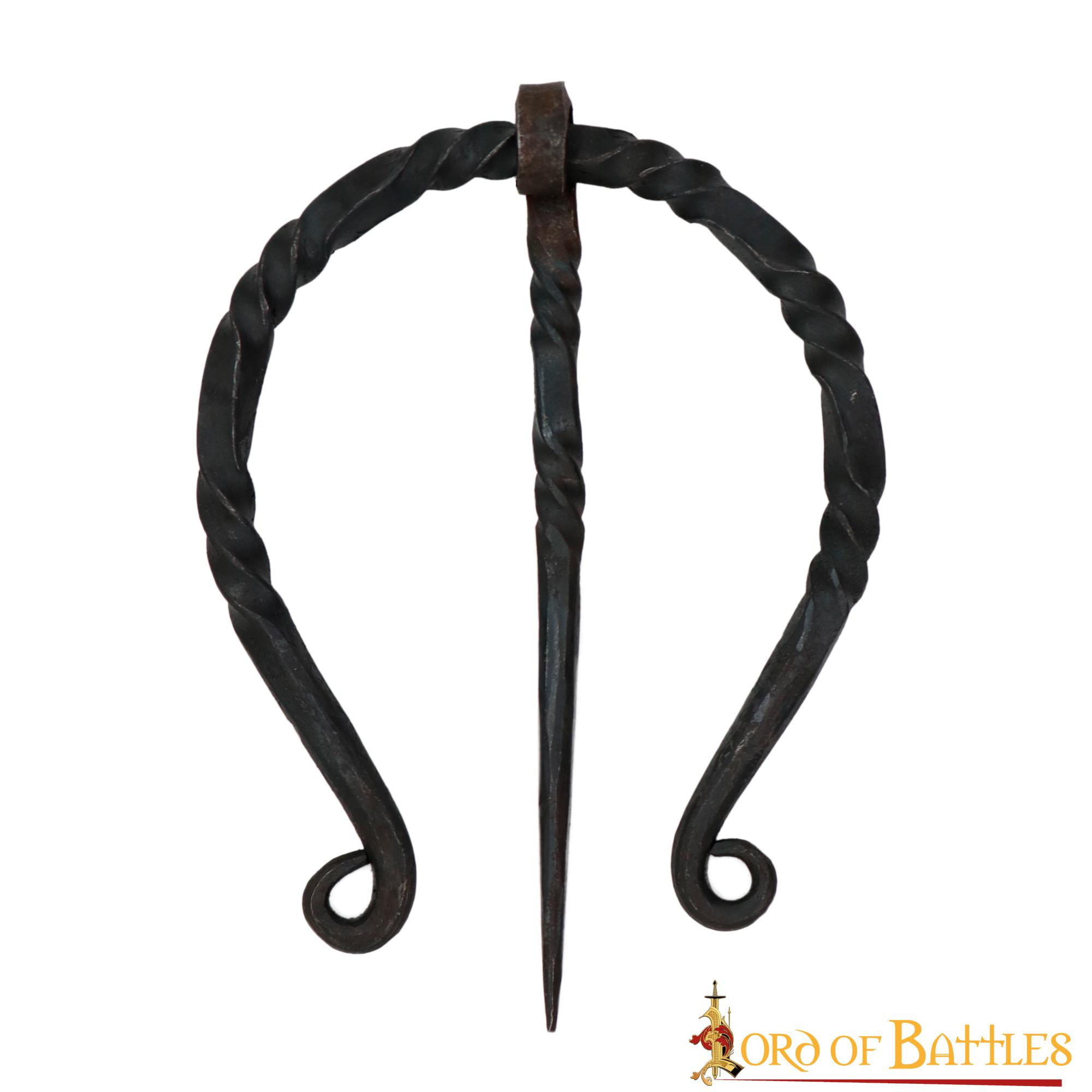 Fecho de fíbula para manto em ferro forjado à mão