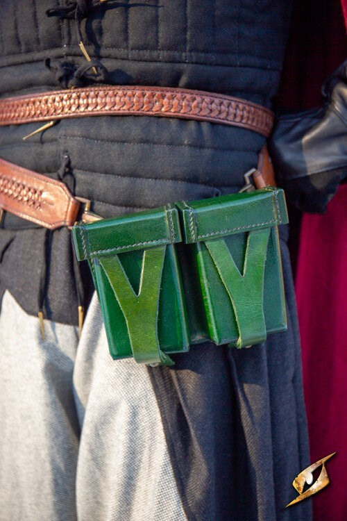 Bolsa de cinto medieval de couro rígido vermelho