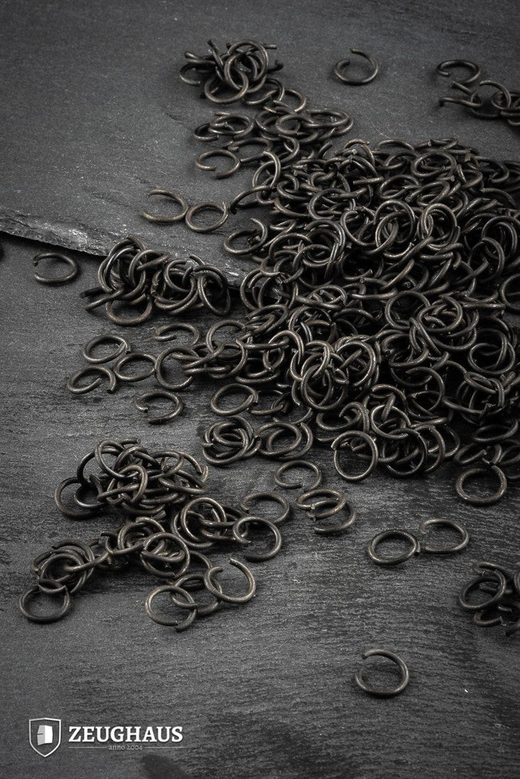 Anéis de cota de malha plana em aço polido (10 mm.)