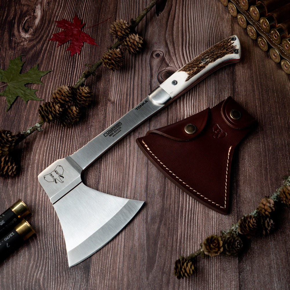 Machado de caça com alça de chifre de veado