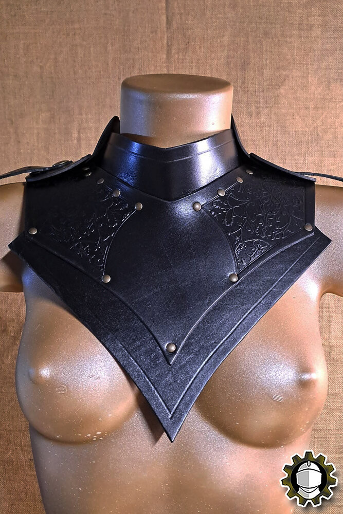 Gorjal medieval de couro modelo Senua, cor preta