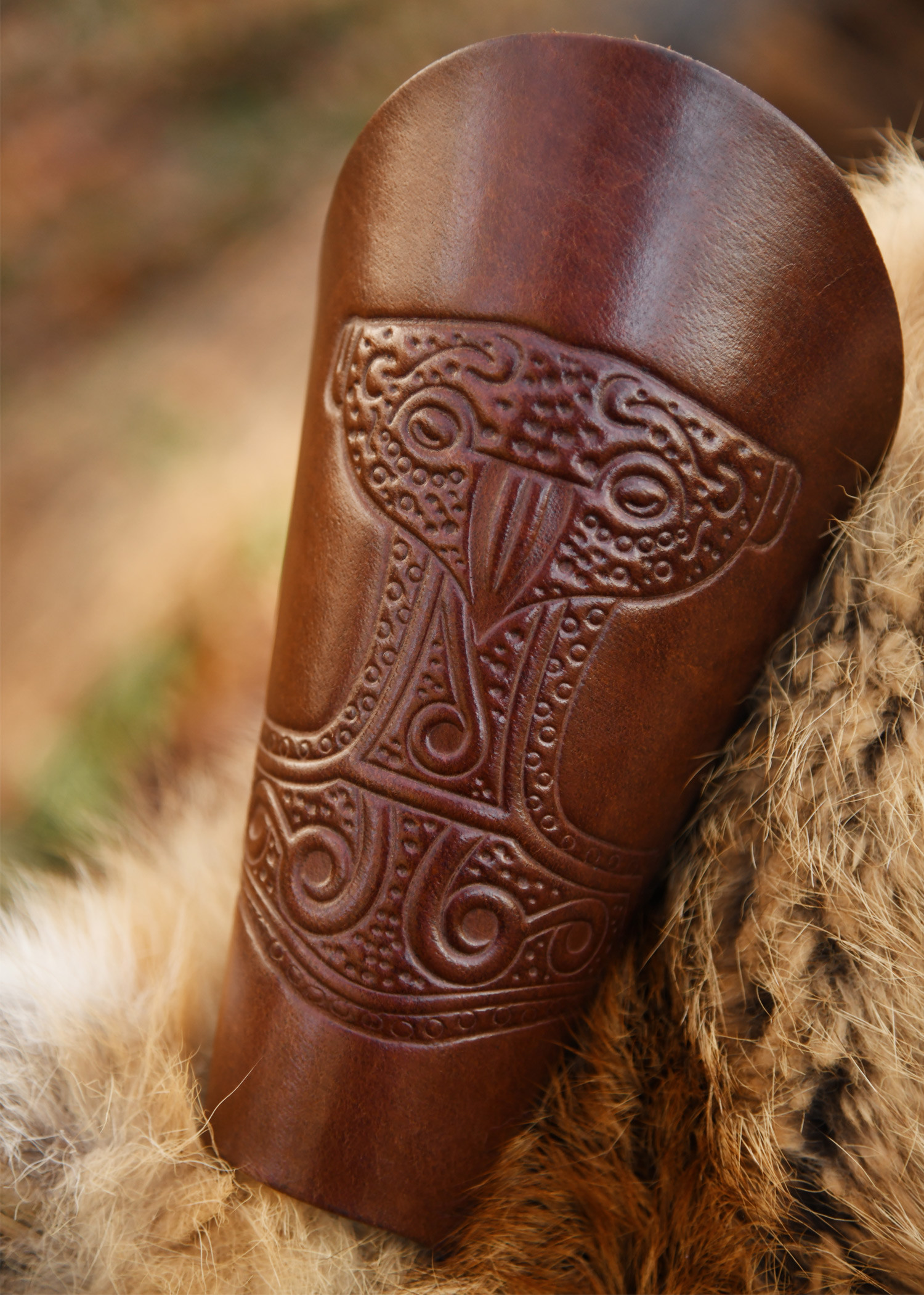 Pulseiras martelo de Thor em marrom