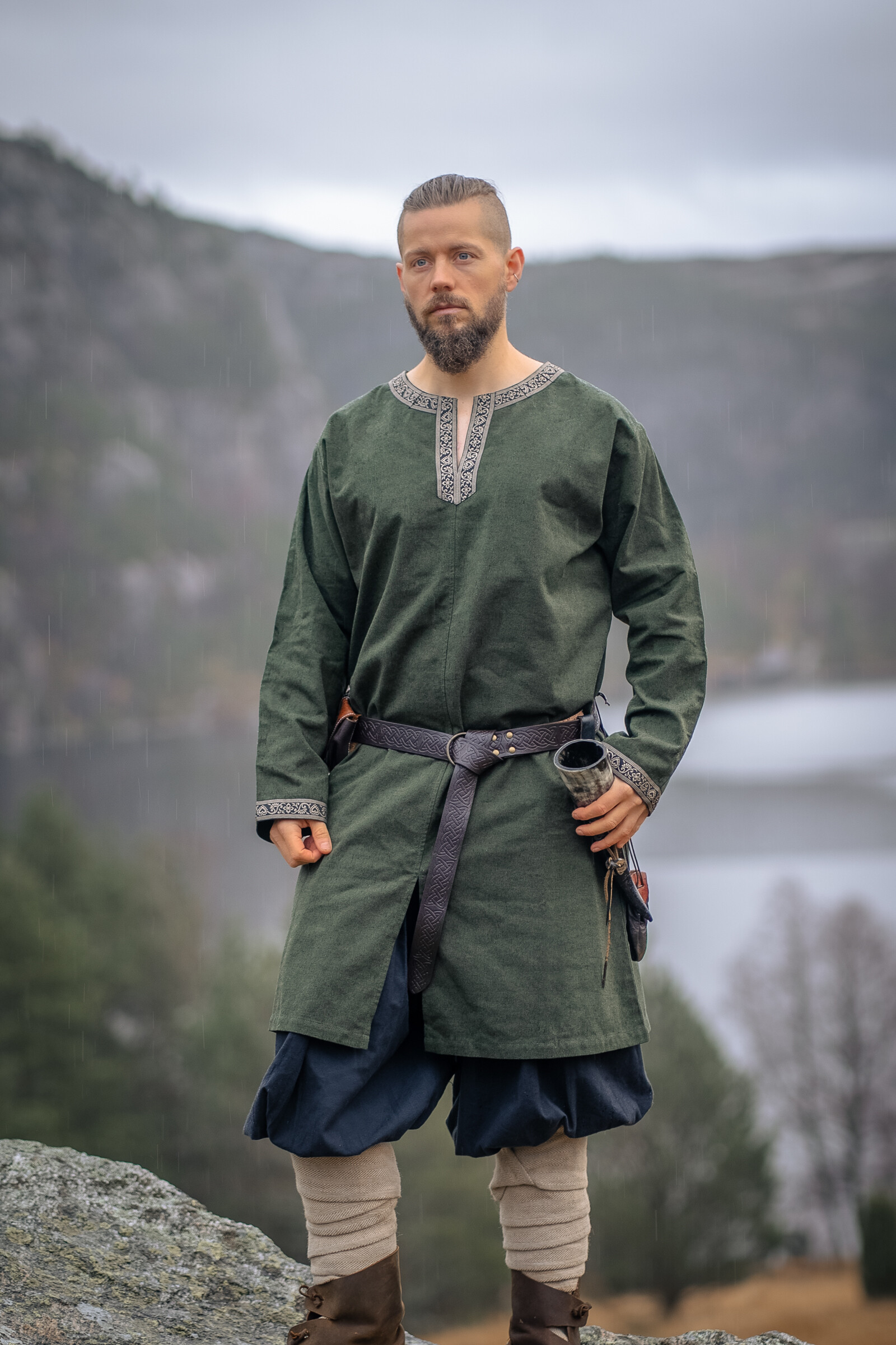 Túnica vikinga longa modelo Aegir, cor verde