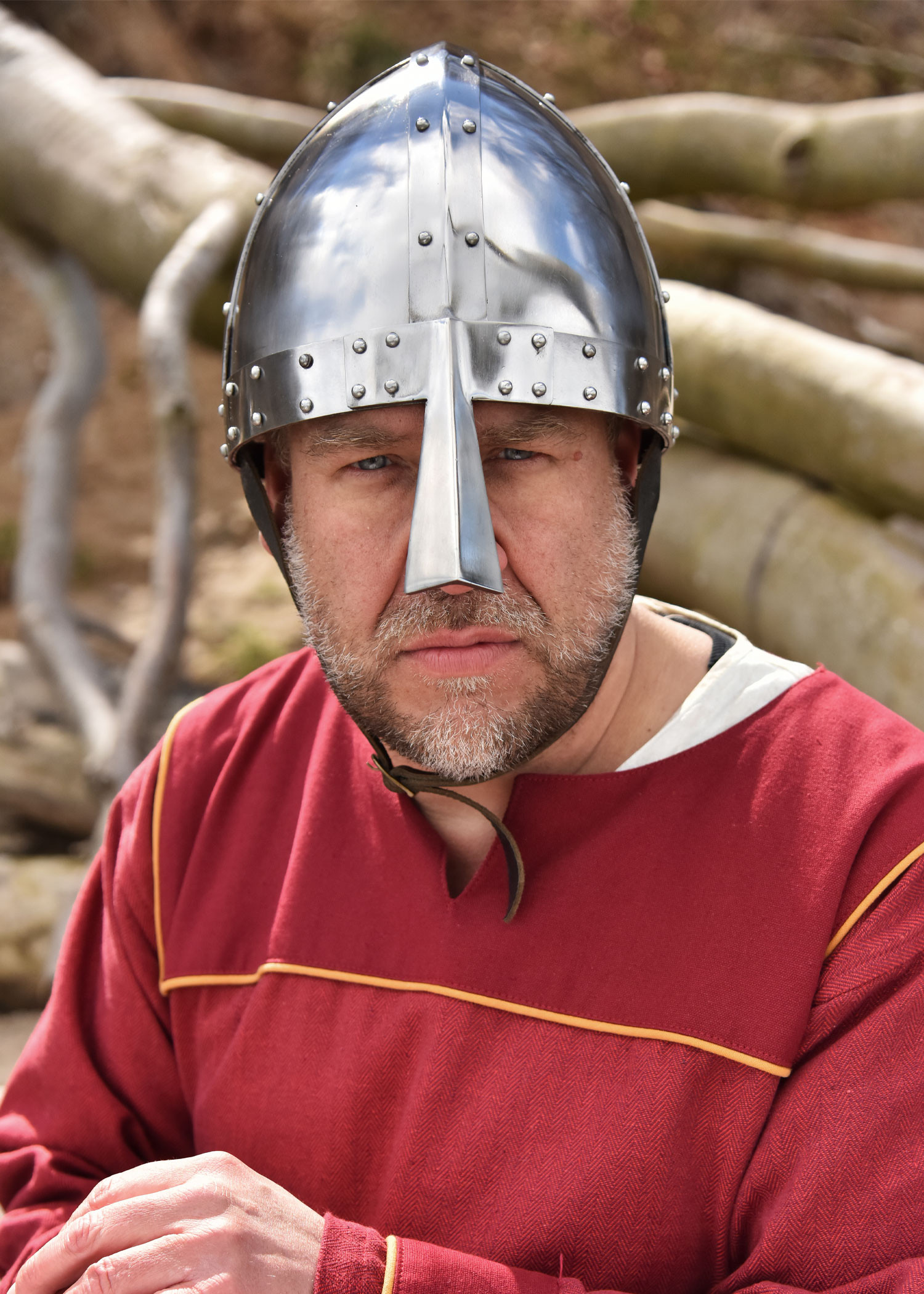 Capacete funcional Spangenhelm, s. décima primeira