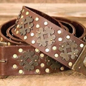 cintos-historicos-mais-que-um-acessorio-um-simbolo-de-poder-e-cultura